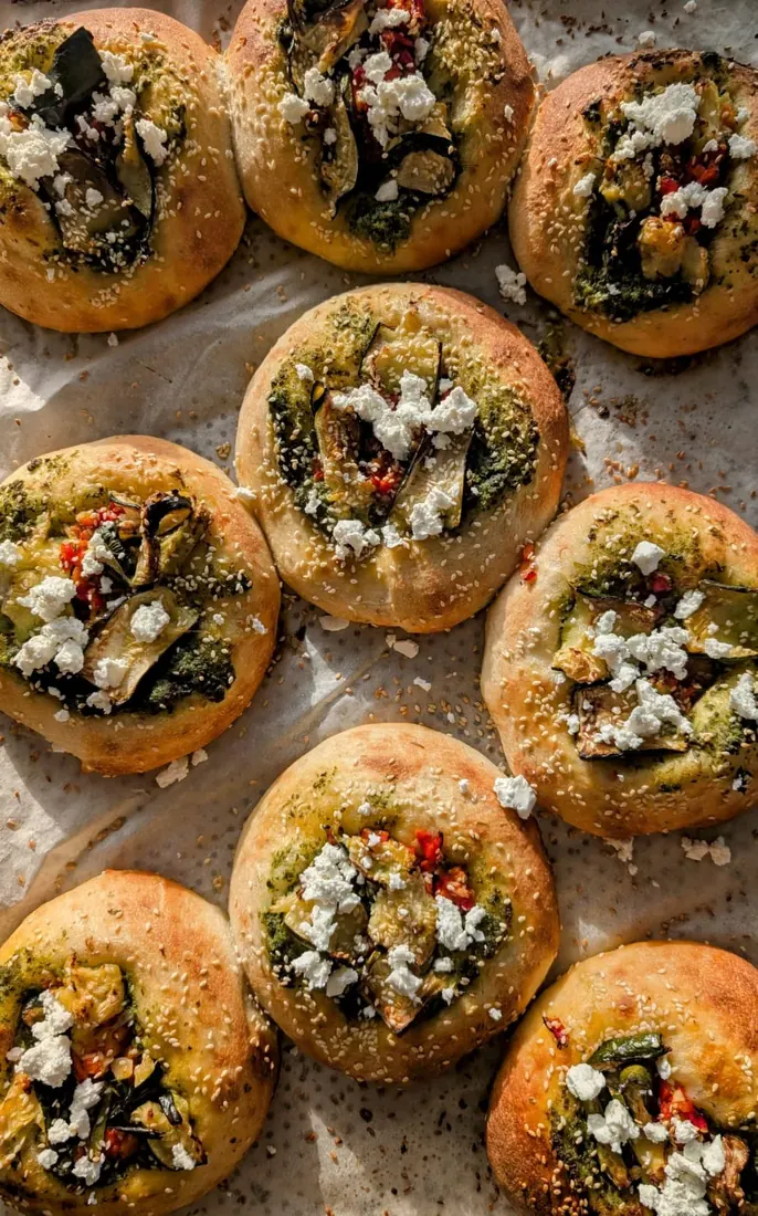 Spinach and feta buns