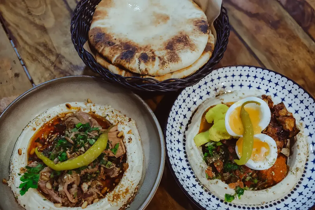 The dining room at Tel Aviv Yafo, Ballina