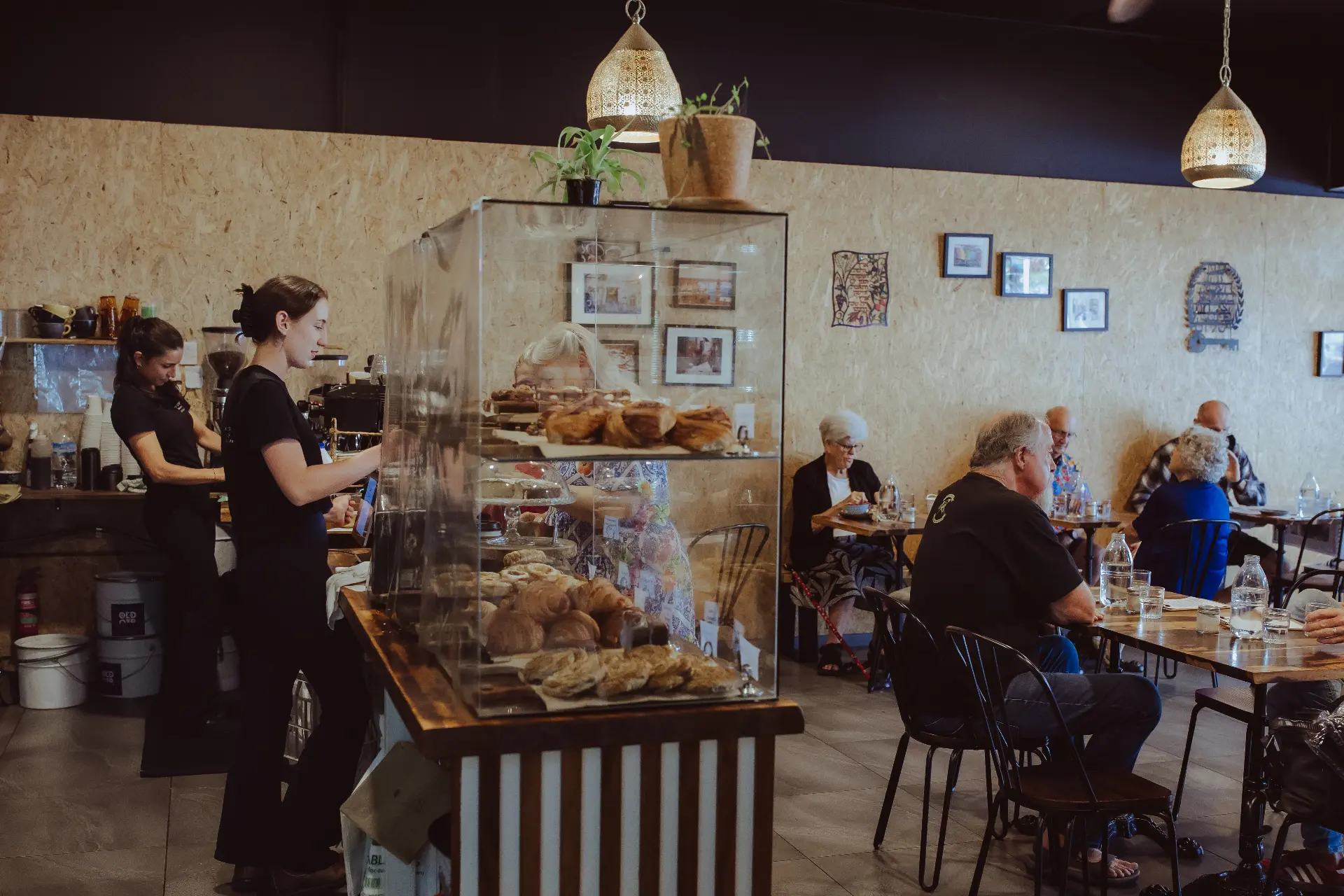 Dining room, Tel Aviv Yafo Ballina
